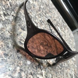 Oakley Women’s Purple Sunglasses